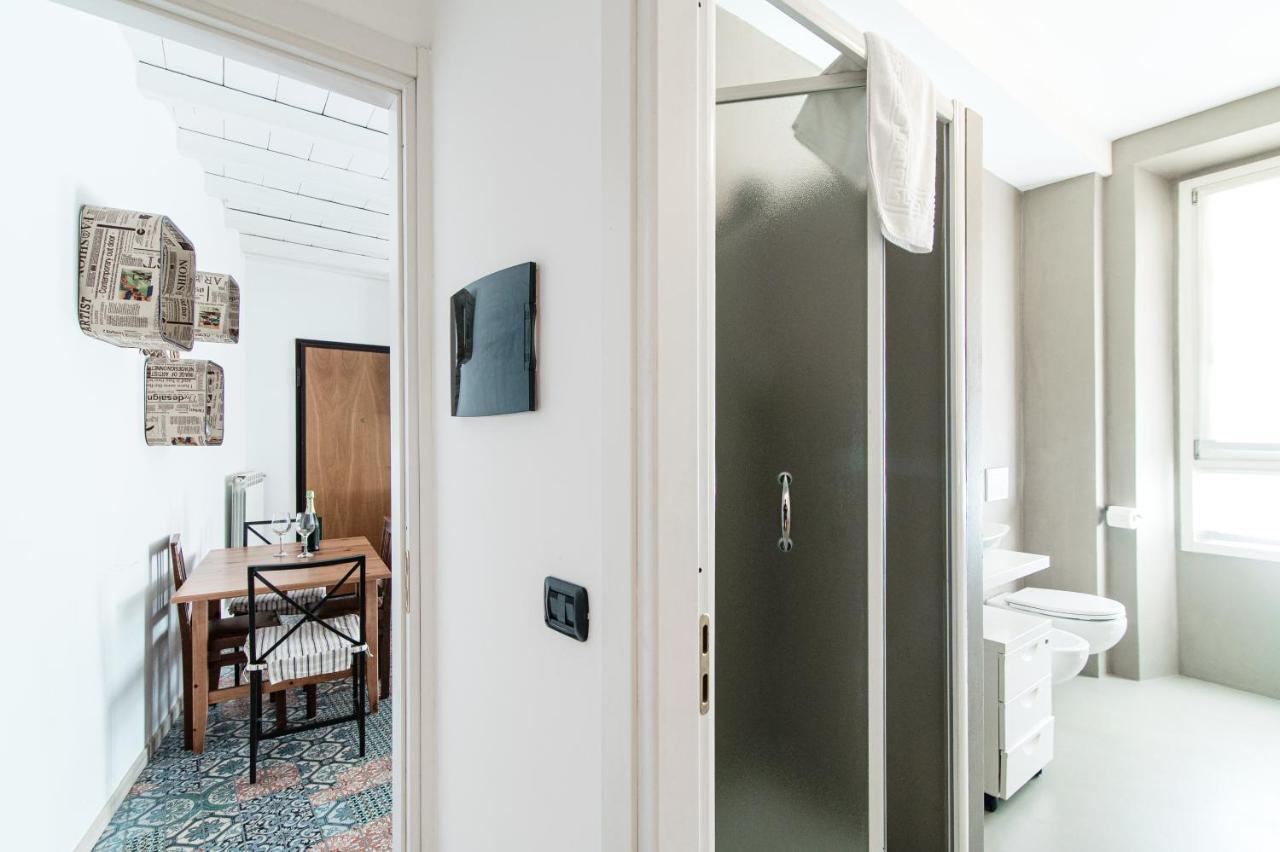 Orange Suite - The House Of Travelers Como Bagian luar foto