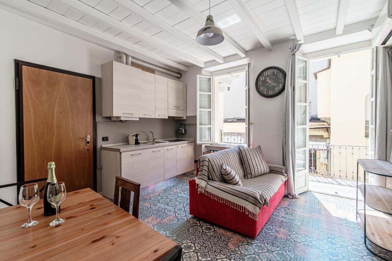 Orange Suite - The House Of Travelers Como Bagian luar foto